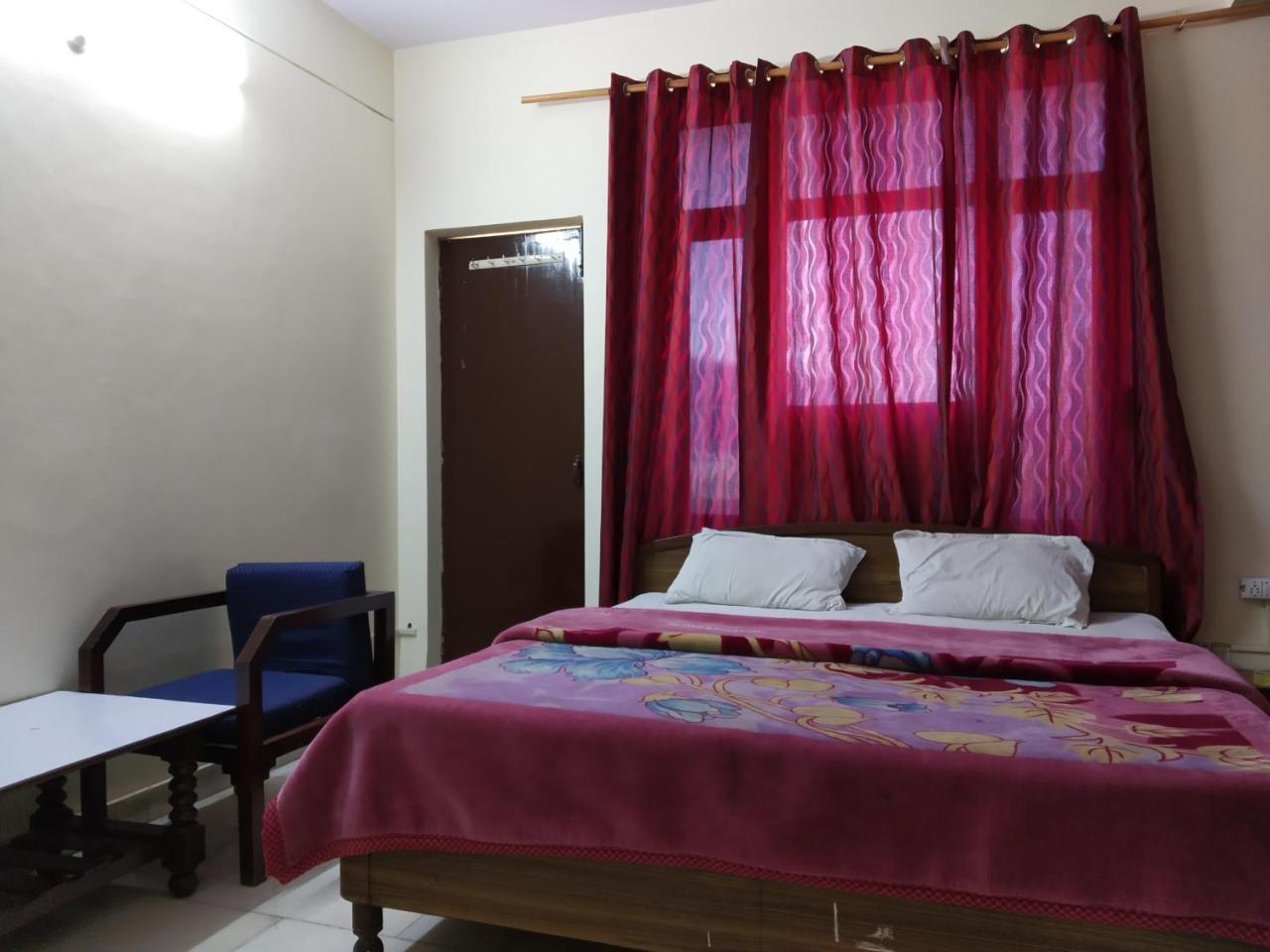 Raj Laxmi Bhawan Hotel Rishikesh Exterior photo