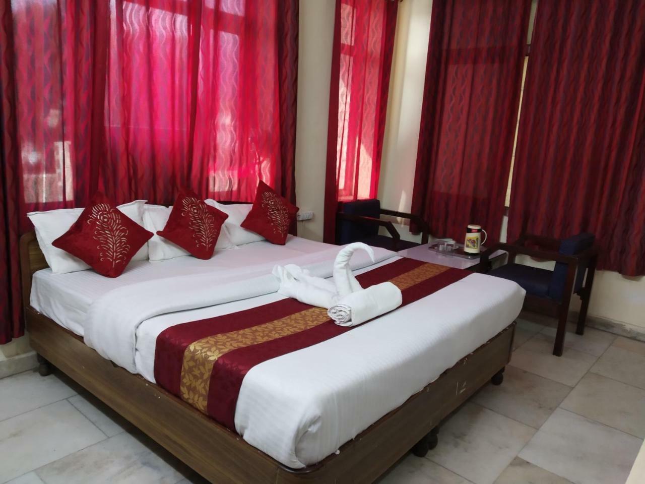 Raj Laxmi Bhawan Hotel Rishikesh Exterior photo